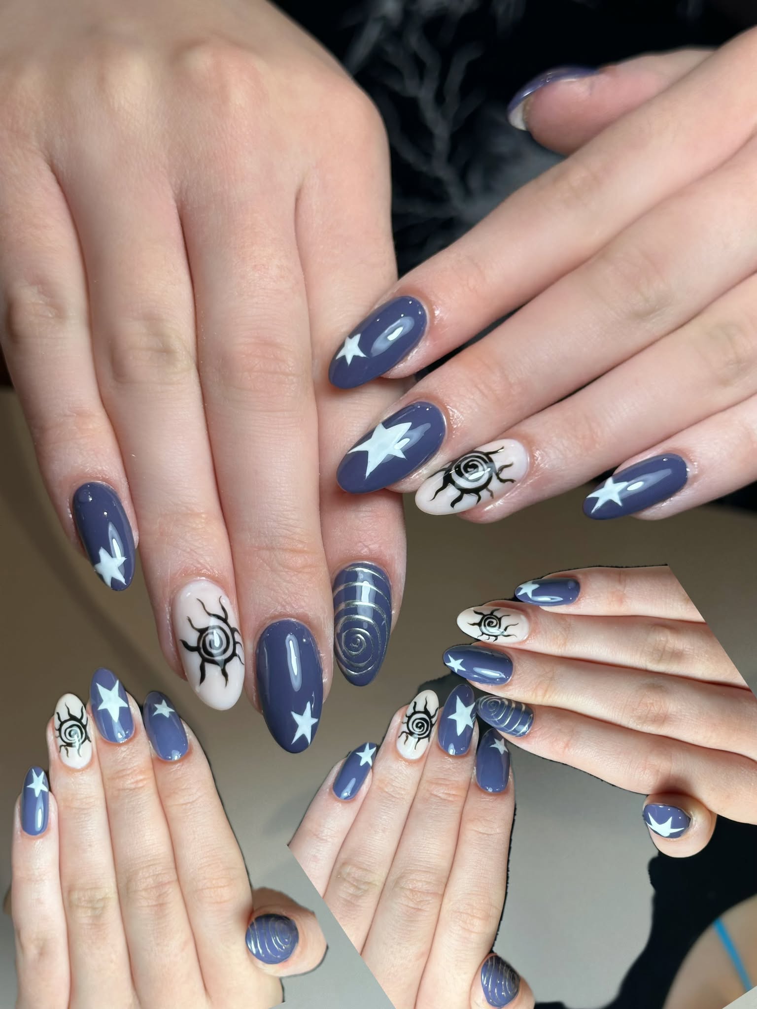 Lange Nagelverlängerung mit blauem Design