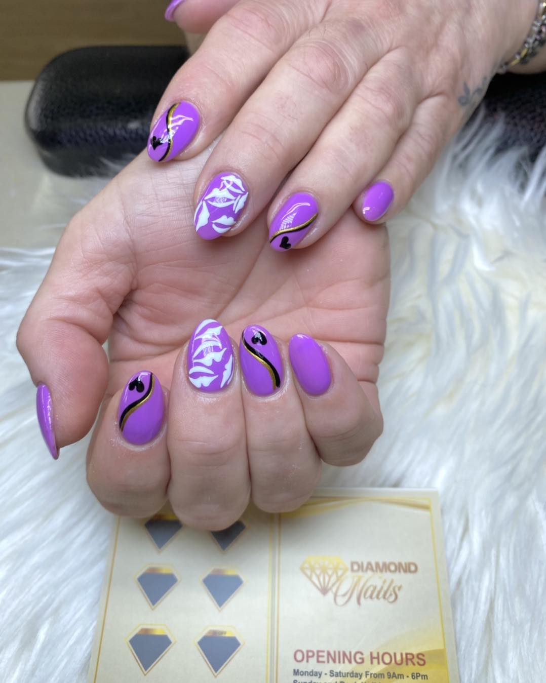 Purple floral nail art set