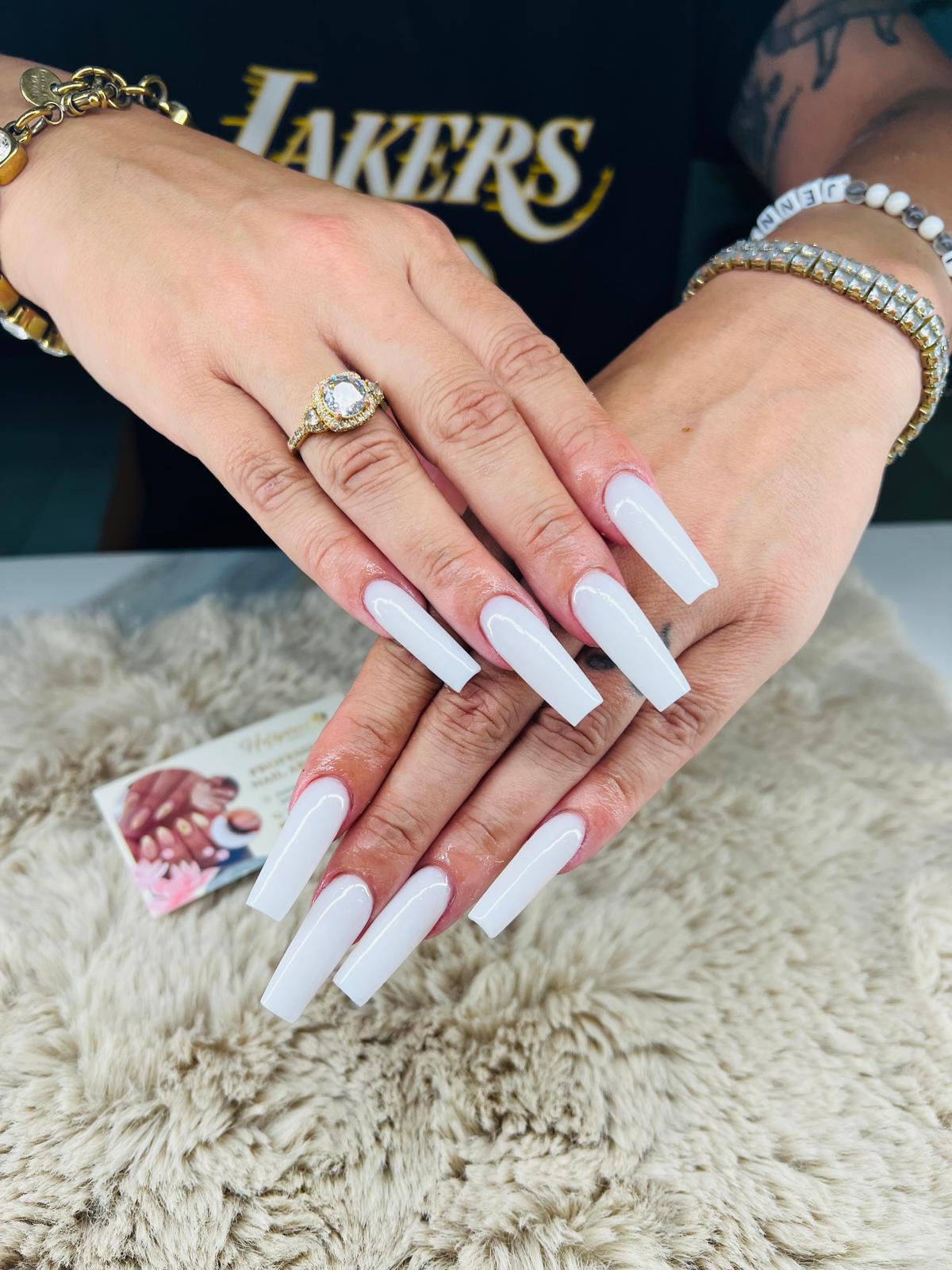 Lange weiße French Nails