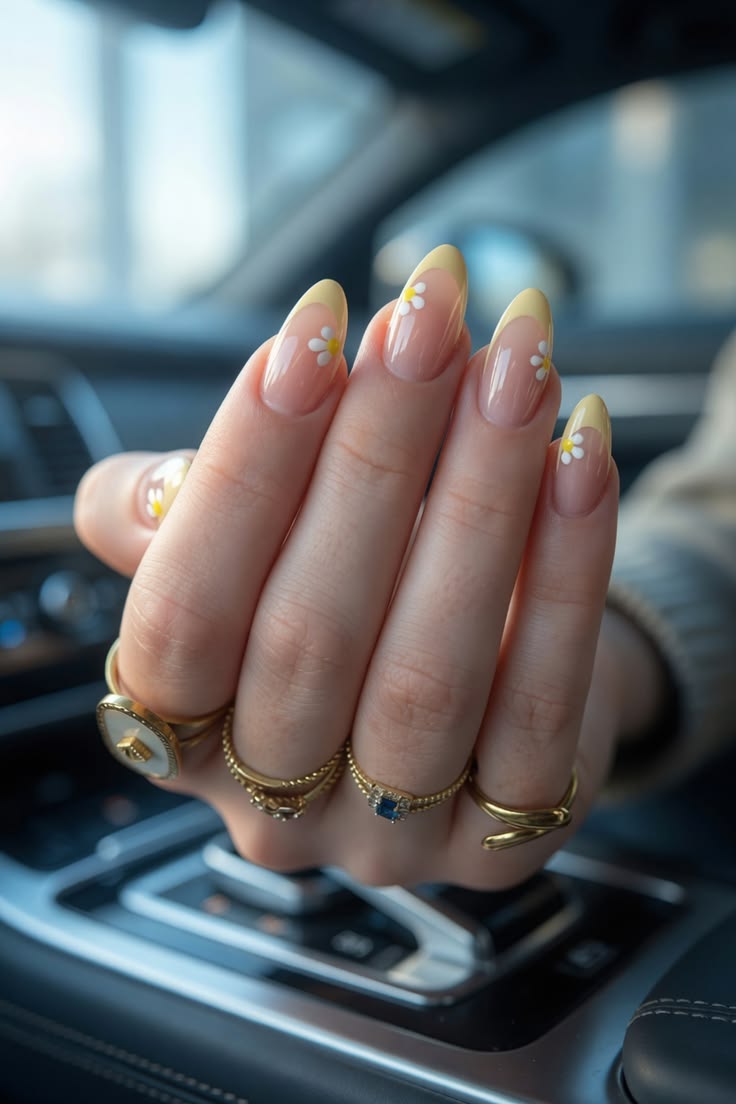 Elegante helle Nägel
