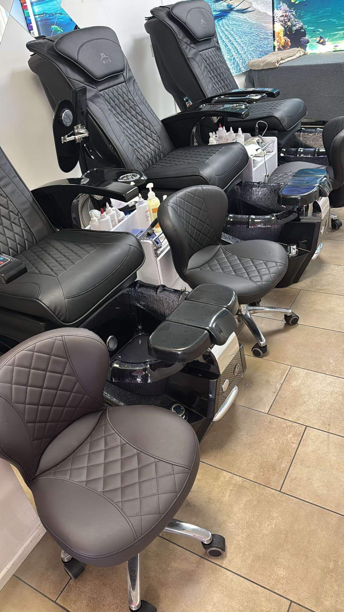 Interior detail at Newyork Nails
