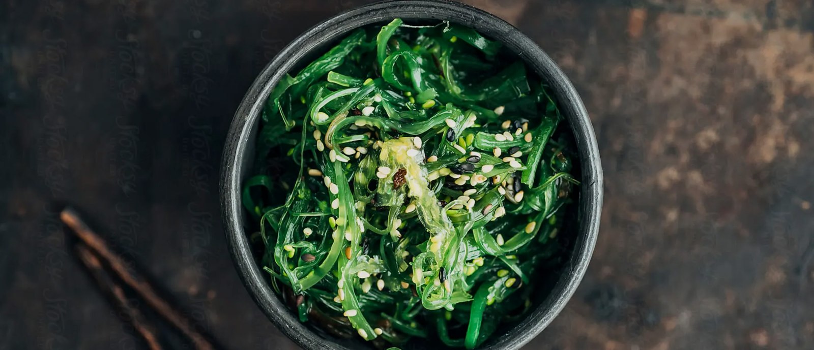 Wakame Salat mit Sesam